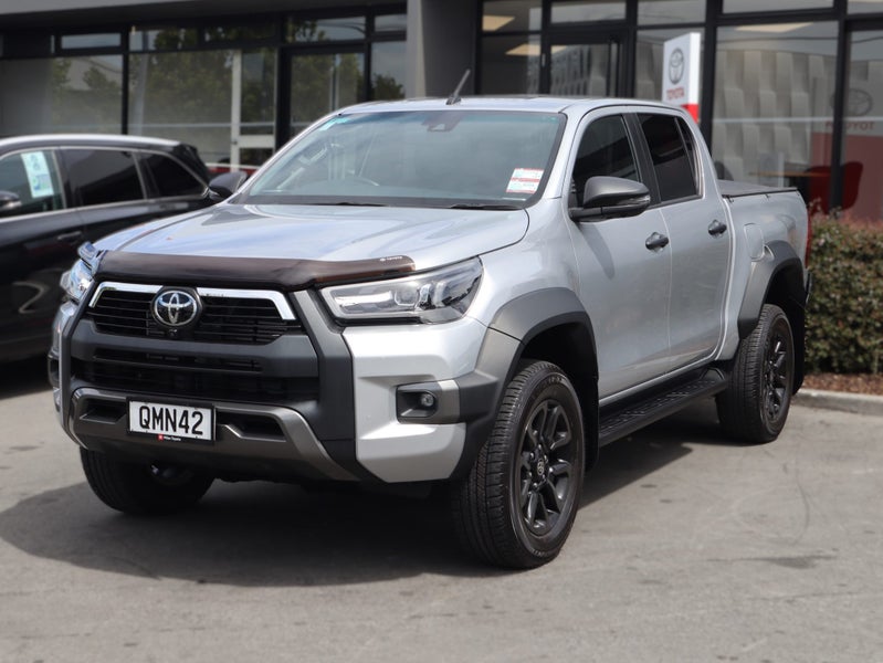 2024 Toyota Hilux SR5 Cruiser 2.8 Hybrid 4WD image 3