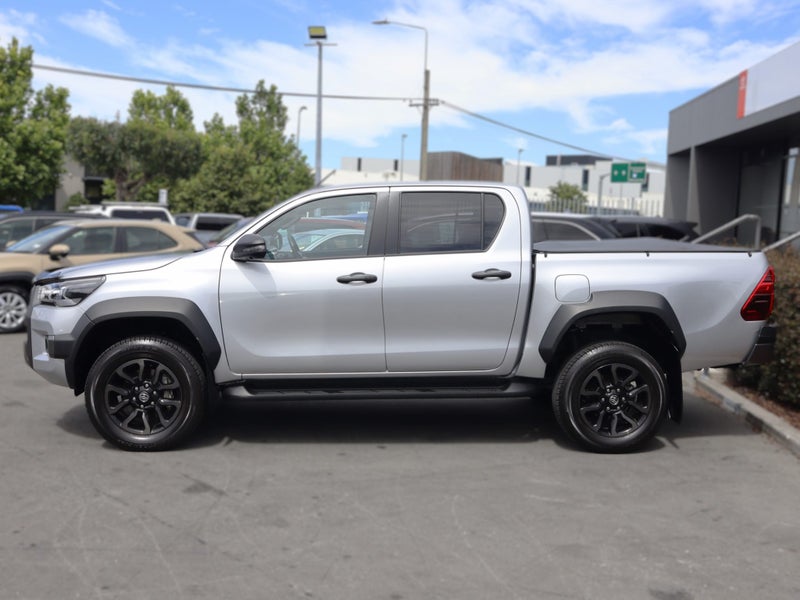 2024 Toyota Hilux SR5 Cruiser 2.8 Hybrid 4WD image 4