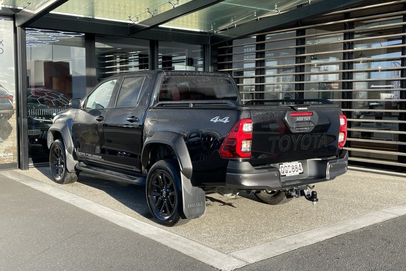2024 Toyota Hilux SR5 CRUISER 2.8 Turbo Diesel... image 2