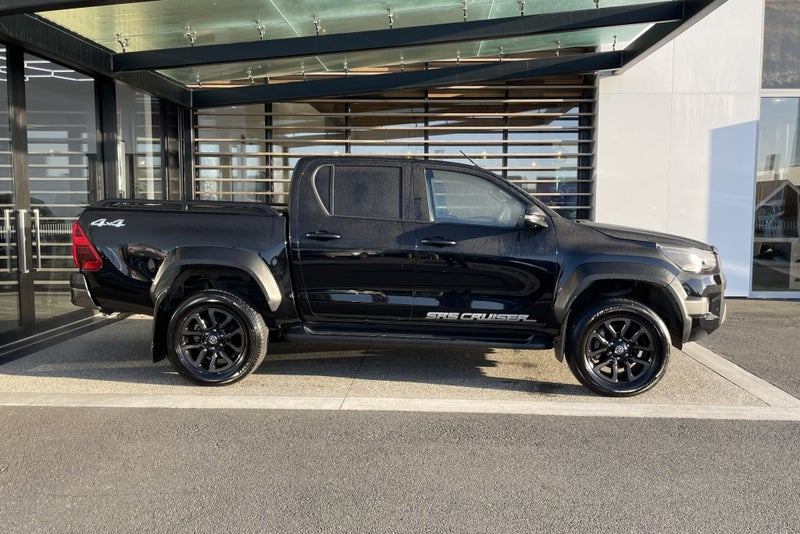 2024 Toyota Hilux SR5 CRUISER 2.8 Turbo Diesel... image 5