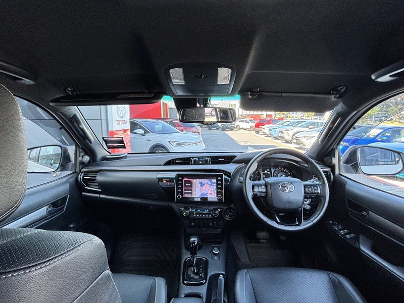 2024 Toyota Hilux SR5 Cruiser 2.8D DIESEL MILD... image 4