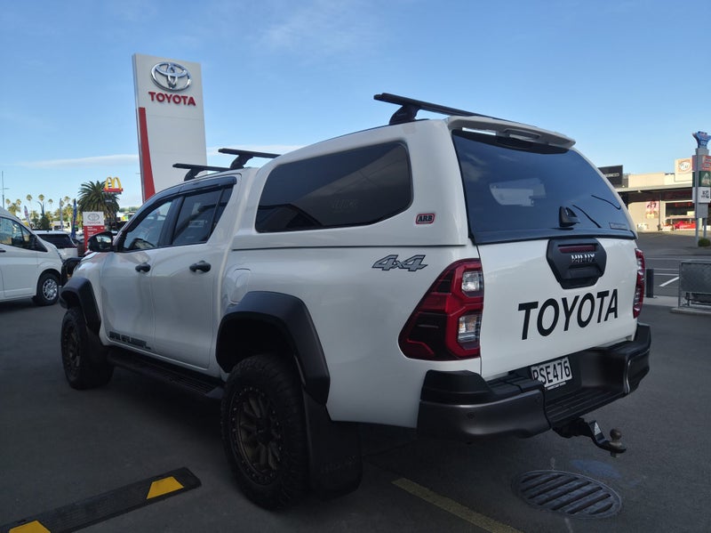 2024 Toyota Hilux SR5 Cruiser 2.8DT 4WD Auto image 4