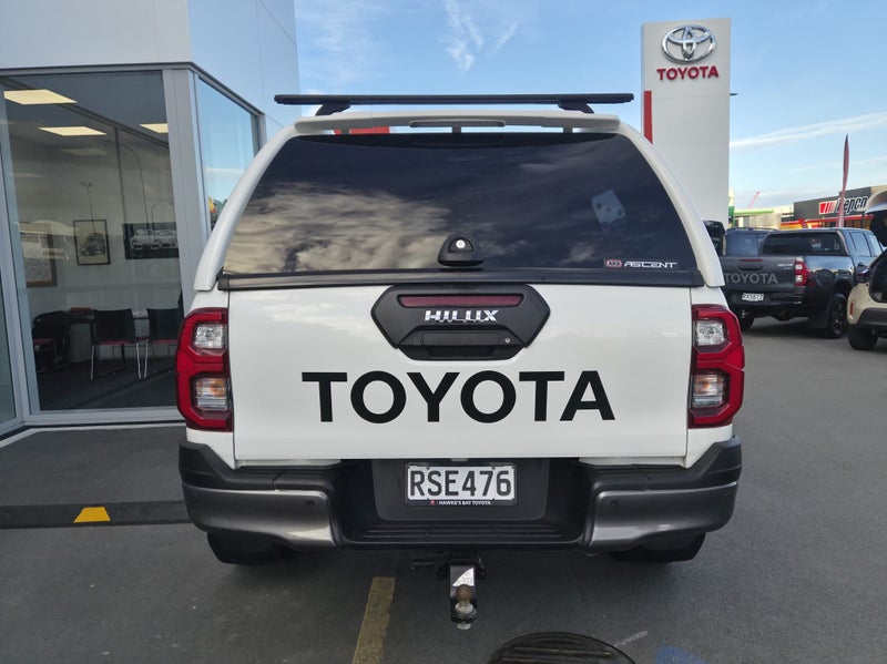 2024 Toyota Hilux SR5 Cruiser 2.8DT 4WD Auto image 5