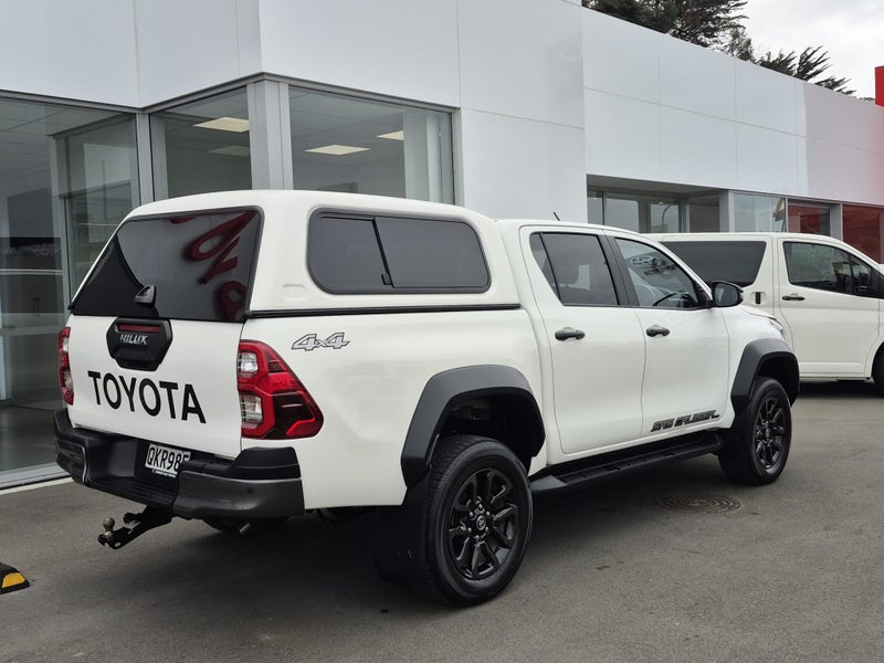 2024 Toyota Hilux SR5 Cruiser 2.8DT 4WD Auto image 3