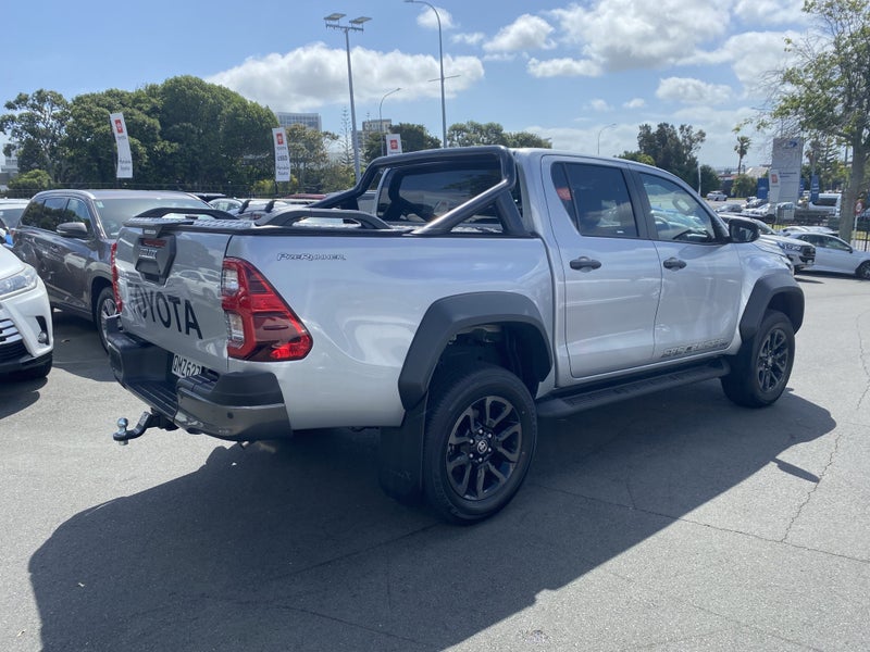 2024 Toyota Hilux SR5 CRUISER 2.8DT 6AT 2WD image 2