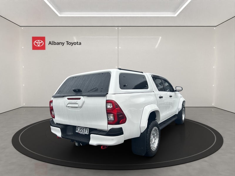 2024 Toyota Hilux SR5 Cruiser 2.8DT 6AT 4WD DCW... image 3