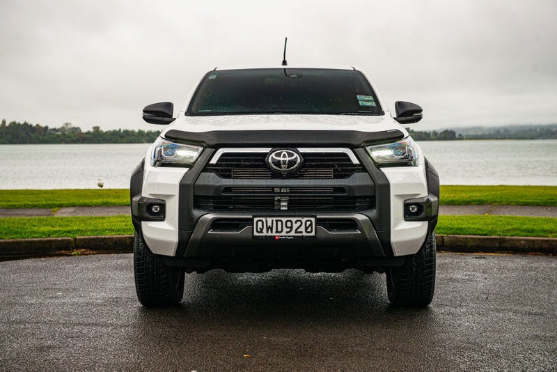 2024 Toyota Hilux SR5 Cruiser 2.8DT Hybrid 6AT 4WD image 4