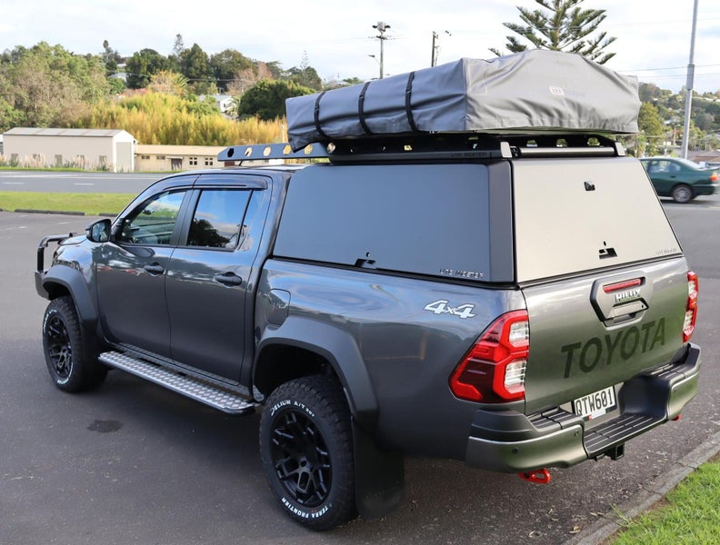 2024 Toyota Hilux SR5 Cruiser 2.8DT Hybrid 6AT... image 4