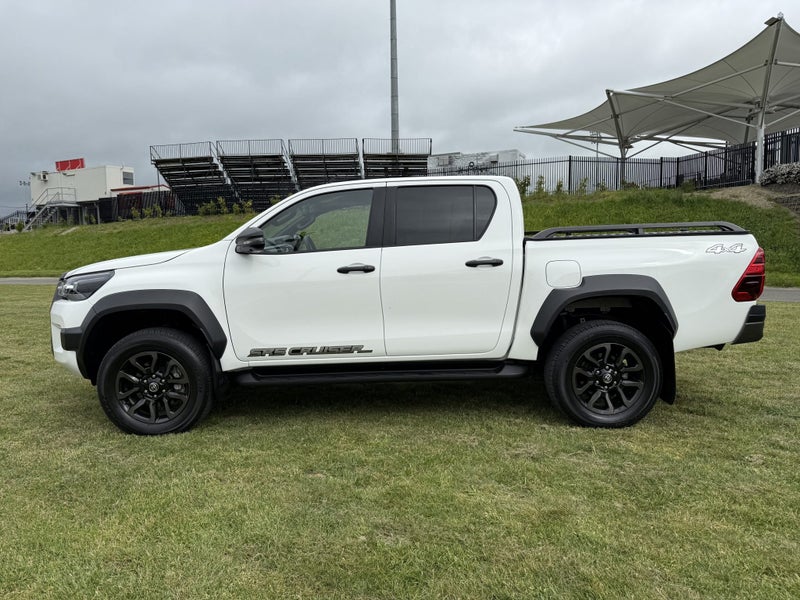 2024 Toyota Hilux SR5 Cruiser 2.8DT Hybrid Auto... image 4
