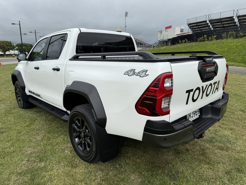 2024 Toyota Hilux SR5 Cruiser 2.8DT Hybrid Auto... image 5