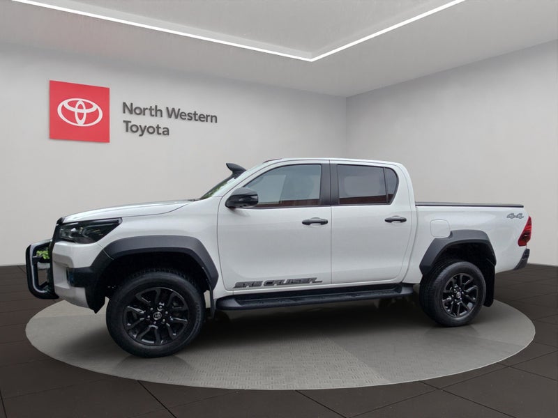 2024 Toyota Hilux SR5 Cruiser 2.8L Diesel Turbo... image 4