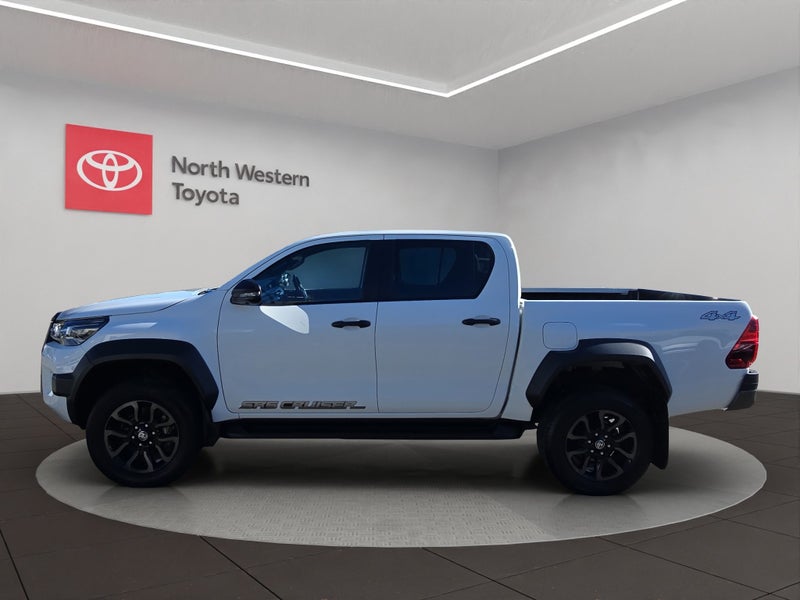 2024 Toyota Hilux SR5 Cruiser 2.8L Diesel Turbo... image 4