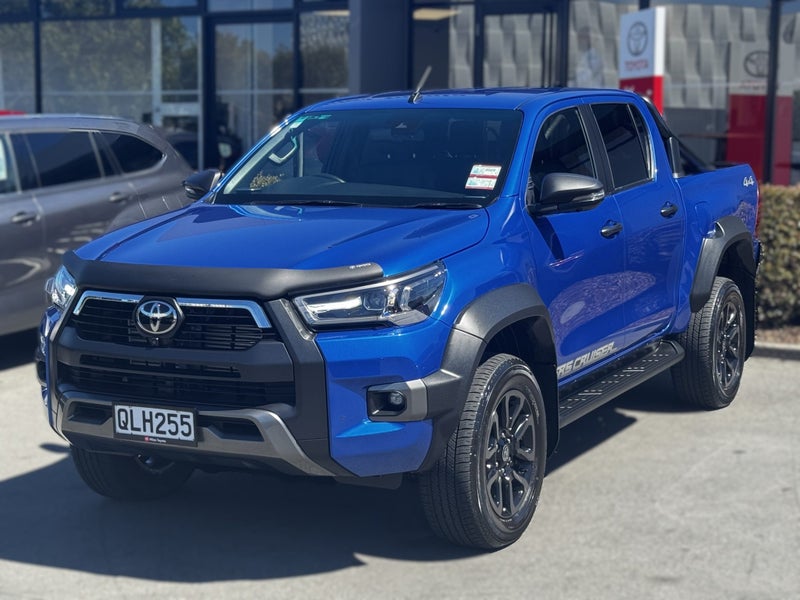 2024 Toyota Hilux SR5 Cruiser 2.8L Turbo Diesel... image 3