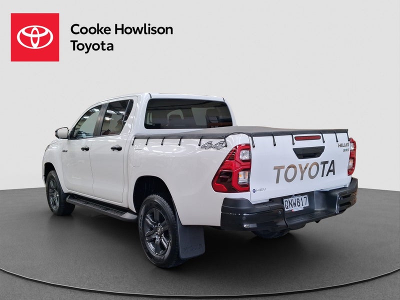 2024 Toyota Hilux SR5 Hybrid 4WD image 4