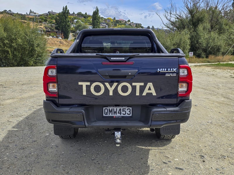 2024 Toyota Hilux SR5 Hybrid Auto 4WD image 4