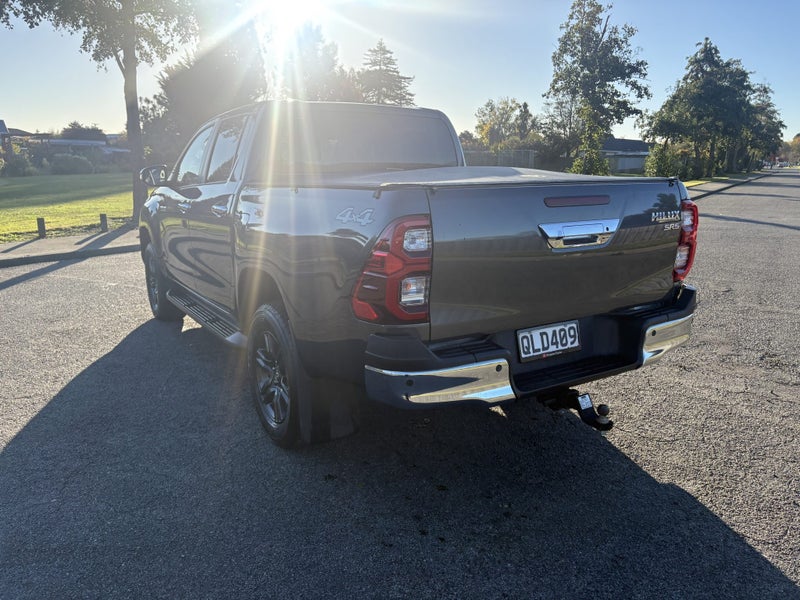 2024 Toyota Hilux SR5 TD DC 2.8DT/4WD image 2