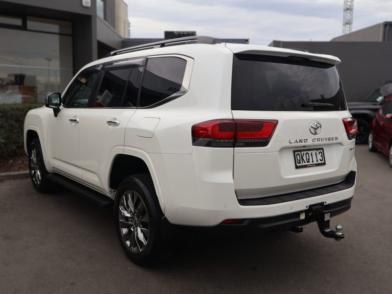2024 Toyota Land Cruiser 300 VX Limited 3.3DT 1... image 5