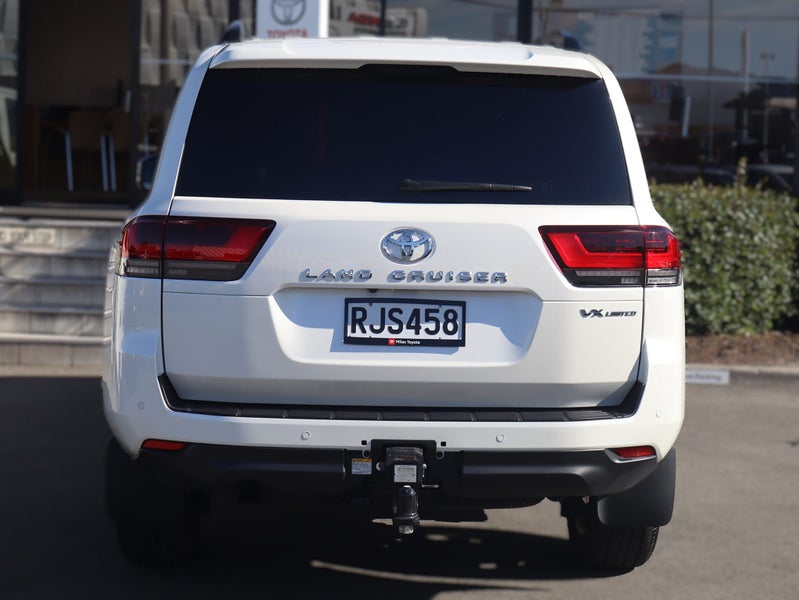 2024 Toyota Land Cruiser 300 VX Limited 3.3DT 1... image 5