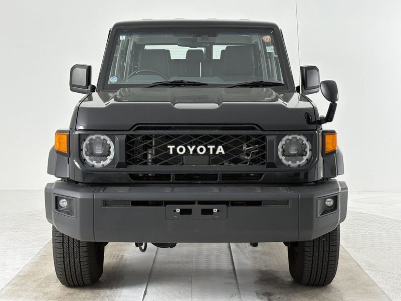 2024 Toyota Land Cruiser 70 LX 2.8D 4WD image 2