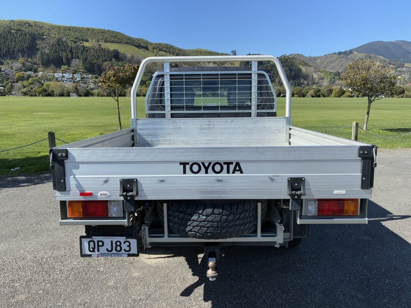 2024 Toyota Land Cruiser 70 LX 2.8DT 6AT 4WD DCC image 5
