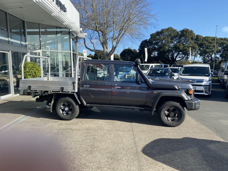 2024 Toyota Land Cruiser 70 LX 2.8DT 6AT 4WD Fl... image 2