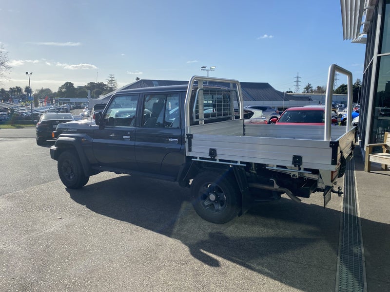 2024 Toyota Land Cruiser 70 LX 2.8DT 6AT 4WD Fl... image 3