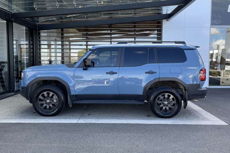 2024 Toyota Land Cruiser Adventure 2.8 Turbo Di... image 3