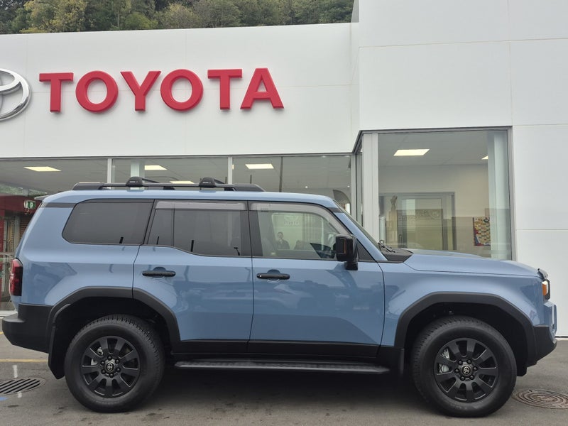 2024 Toyota Land Cruiser Adventure 2.8DT Hybrid... image 2