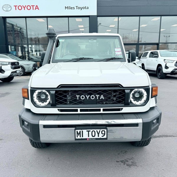 2024 Toyota Land Cruiser LX 2.8D 4WD Auto image 2