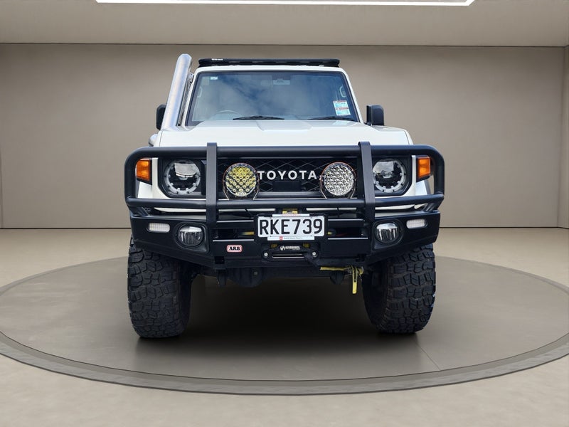 2024 Toyota Land Cruiser LX 2.8L Diesel Turbo 4WD image 2