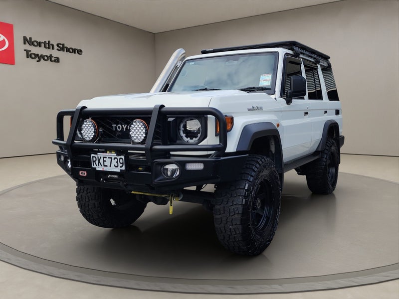 2024 Toyota Land Cruiser LX 2.8L Diesel Turbo 4WD image 3