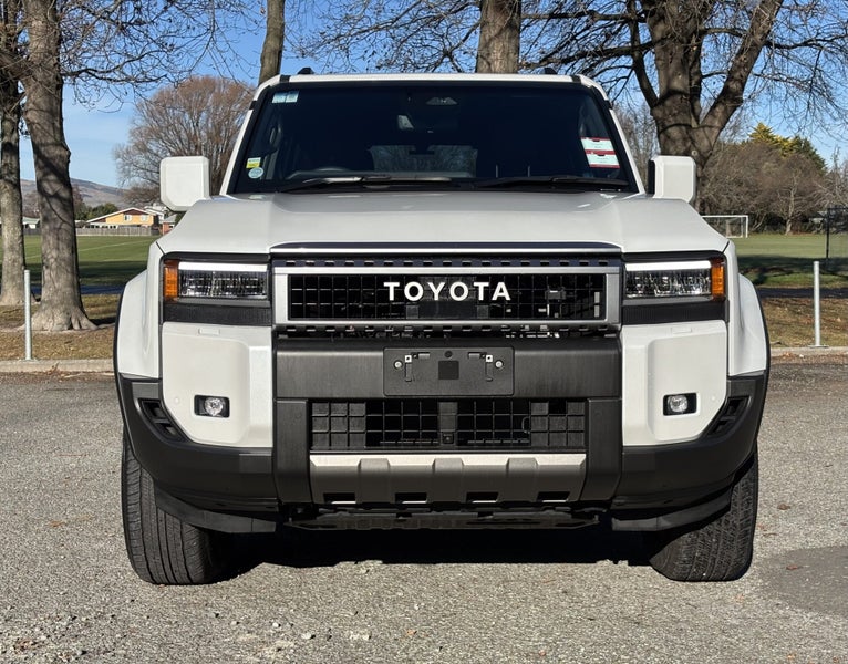 2024 Toyota Land Cruiser Prado 250 2.8D VX 5 Dr... image 2