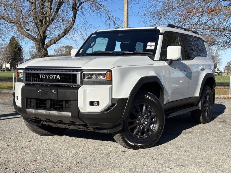 2024 Toyota Land Cruiser Prado 250 2.8D VX 5 Dr... image 3