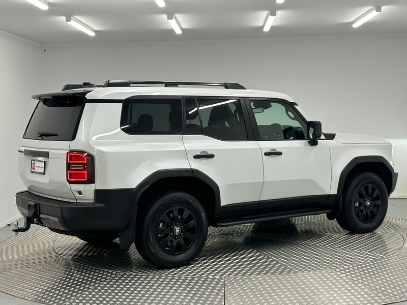 2024 Toyota Land Cruiser Prado 250 2.8D ZX AWD image 3