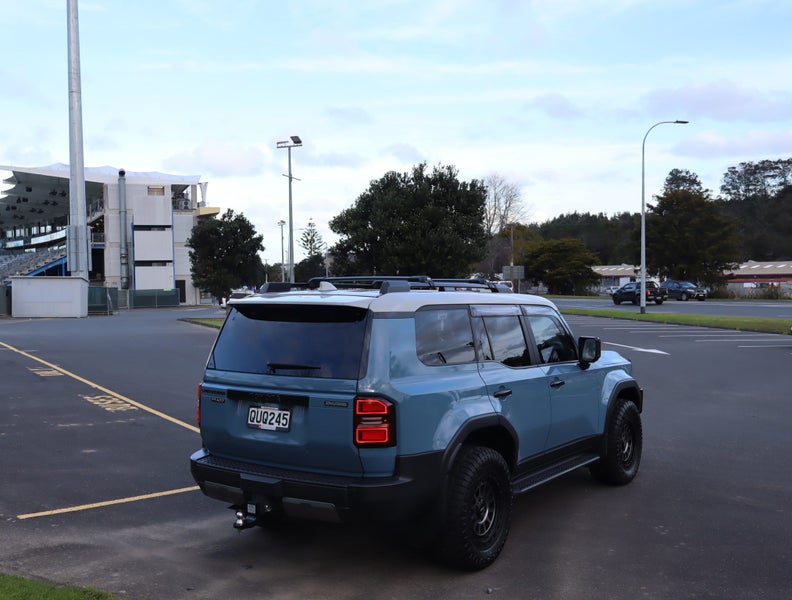 2024 Toyota Land Cruiser Prado ADV 2.8D Hybrid... image 2