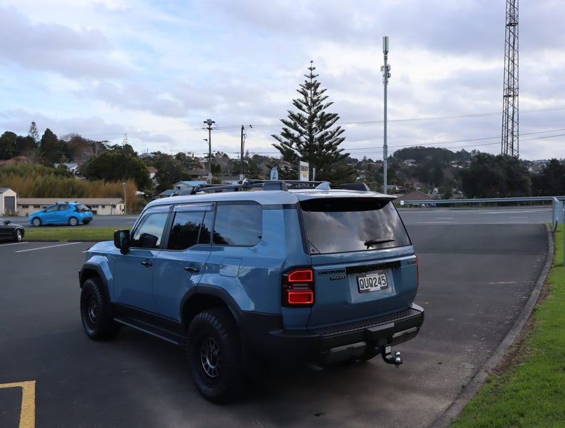 2024 Toyota Land Cruiser Prado ADV 2.8D Hybrid... image 4