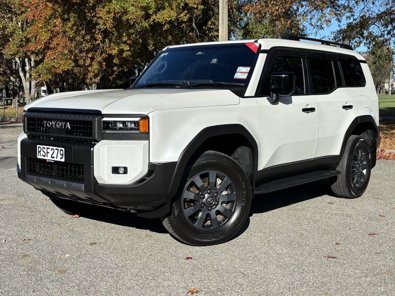 2024 Toyota Land Cruiser Prado ADV 2.8D Hybrid... image 3