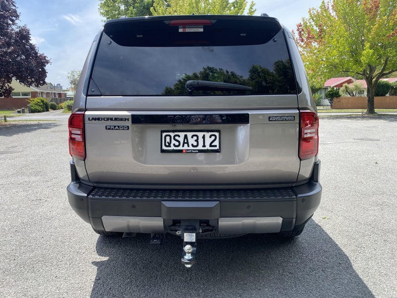 2024 Toyota Land Cruiser Prado Adventure 2.8D H... image 4