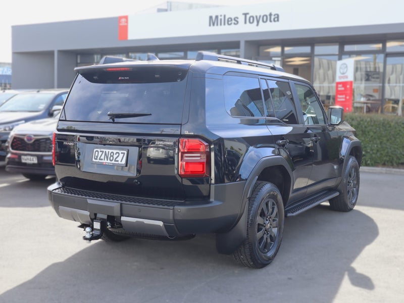 2024 Toyota Land Cruiser Prado ADVENTURE DIESEL... image 5