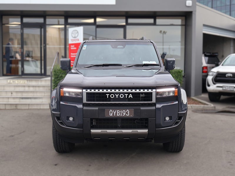 2024 Toyota Land Cruiser Prado GXL 2.8D Hybrid... image 2