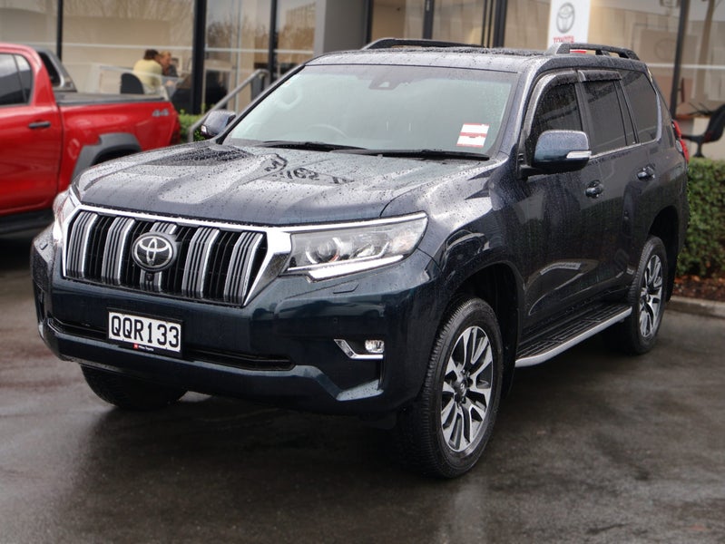 2024 Toyota Land Cruiser Prado VX 2.8 Diesel 6... image 3