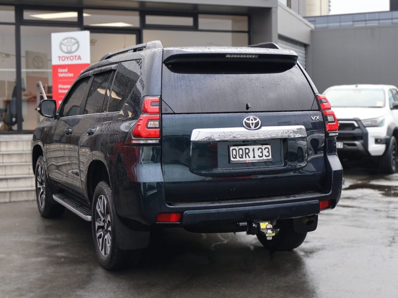 2024 Toyota Land Cruiser Prado VX 2.8 Diesel 6... image 5