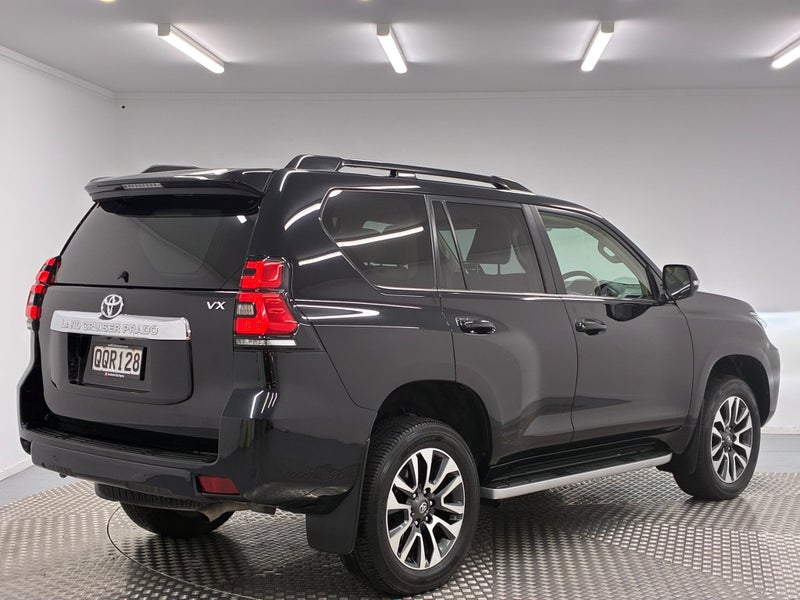 2024 Toyota Land Cruiser Prado VX 2.8D 4WD image 3