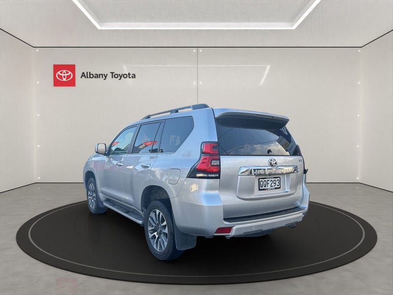2024 Toyota Land Cruiser Prado VX 2.8D 6AT 4WD... image 5
