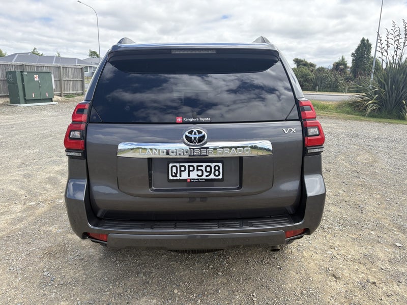 2024 Toyota Land Cruiser Prado VX 2.8D 6AT 4WD... image 4