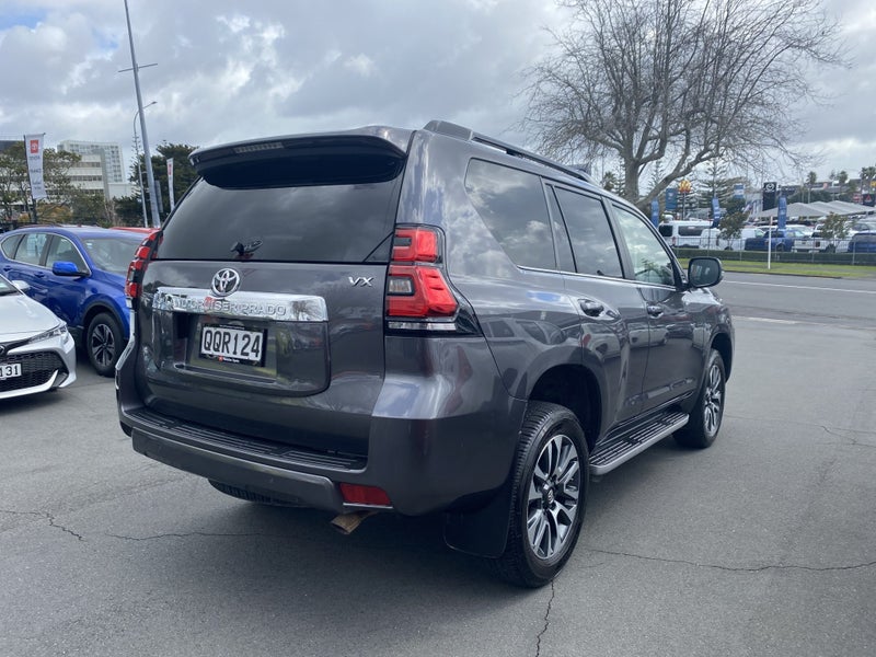 2024 Toyota Land Cruiser Prado VX 2.8D 6AT 4WD... image 2