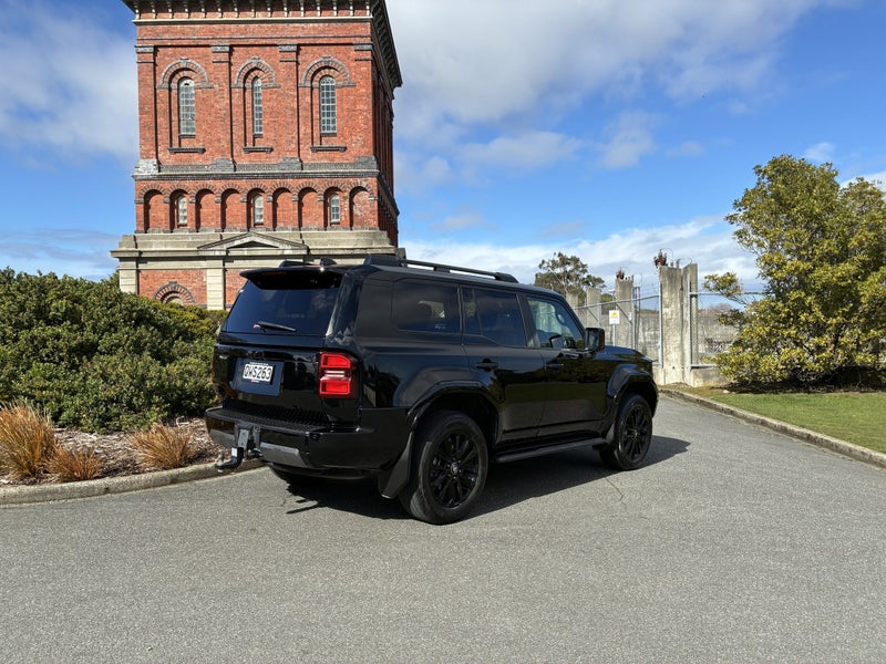 2024 Toyota Land Cruiser Prado VX 2.8D image 3