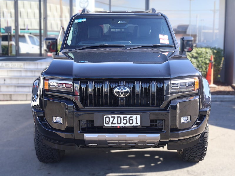 2024 Toyota Land Cruiser Prado VX 2.8D Hybrid 4WD image 2