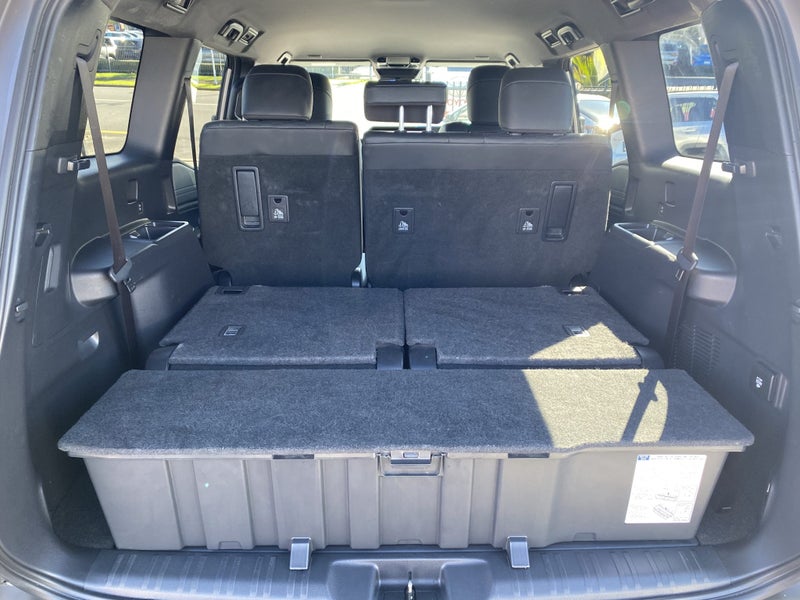 2024 Toyota Land Cruiser Prado VX 2.8D Hybrid 8... image 4