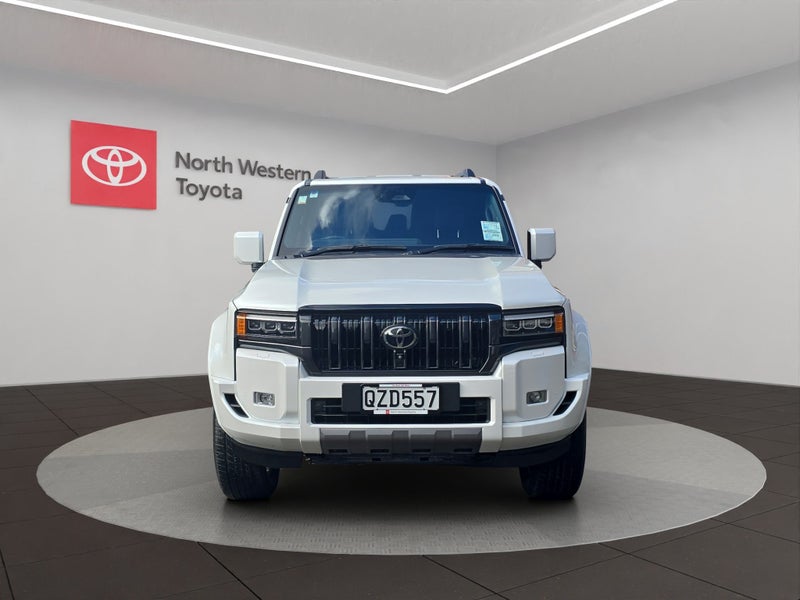 2024 Toyota Land Cruiser Prado VX 2.8D Hybrid 8... image 2